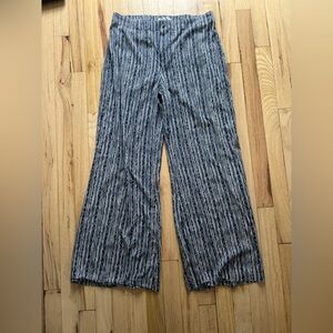 NIC+ZOE Navy and White Striped Pants